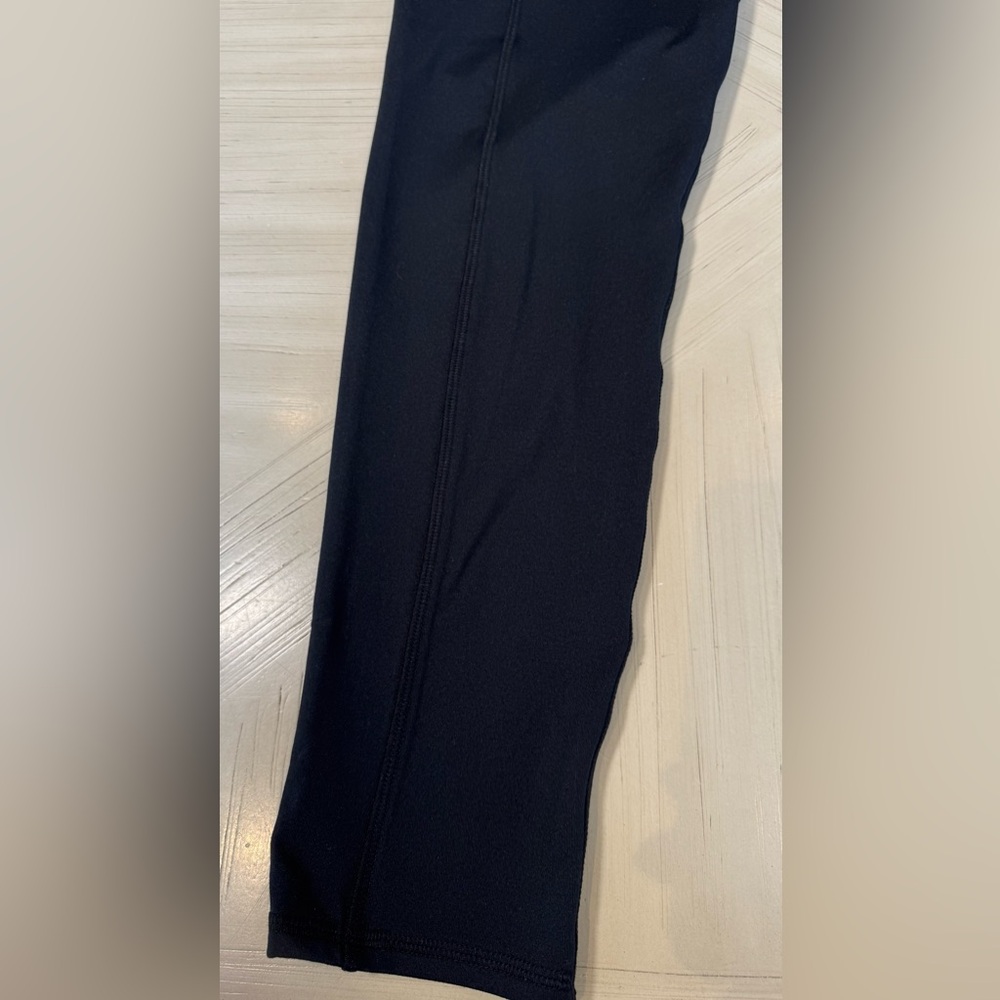 SO Sporty Black 7/8 Leggings with Pockets – Size Large (NWOT) - Picture 8 of 16
